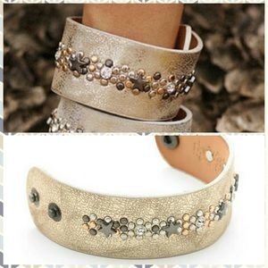 CHAMPAGNE leather star rivet studded cuff bracelet